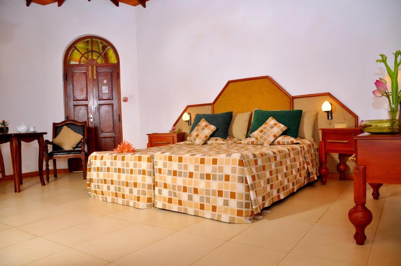 Ayubowan Swiss Lanka Bungalow Resort 本托塔 外观 照片